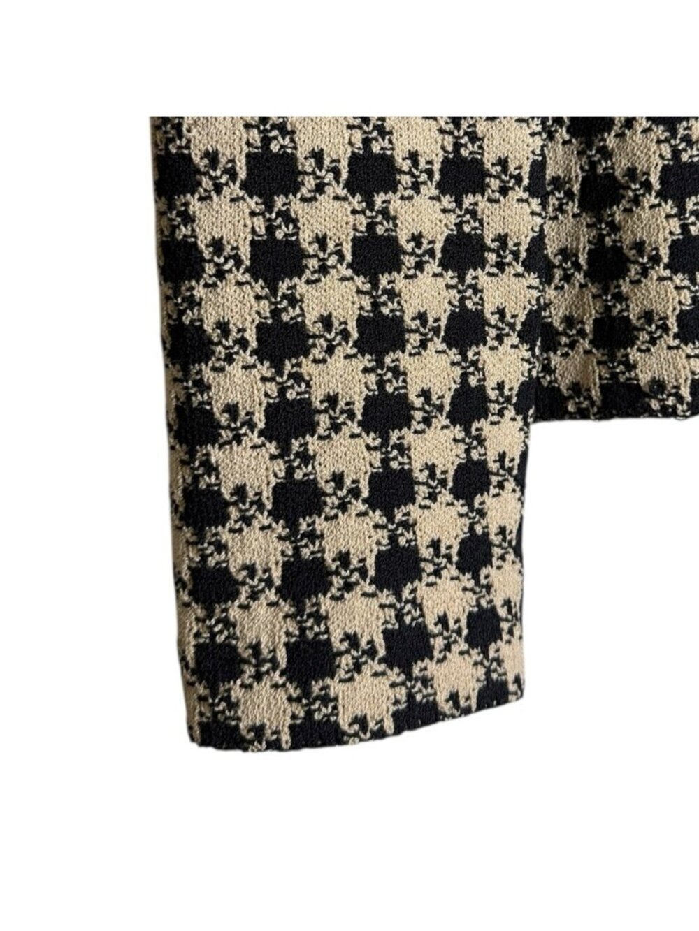 St. John Houndstooth Santana Knit Two Piece Skirt Suit Set - Jacket 4 Skirt 8 - Picture 11 of 11